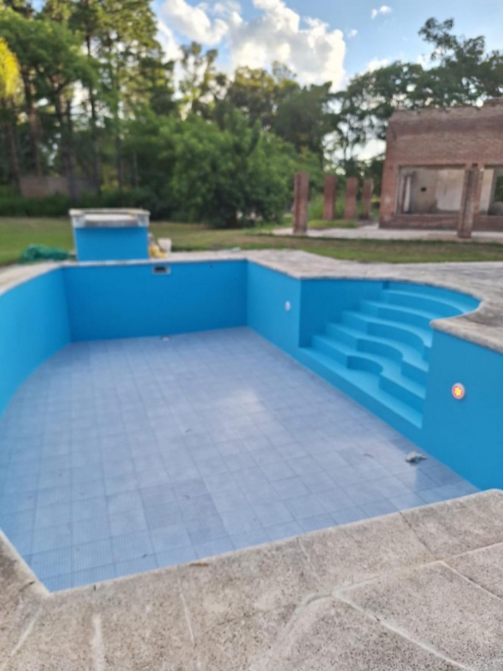 ARROYO LEYES - LOS CITRICOS 3009 - GRAN TERRENO FORESTADO Y CON PISCINA 