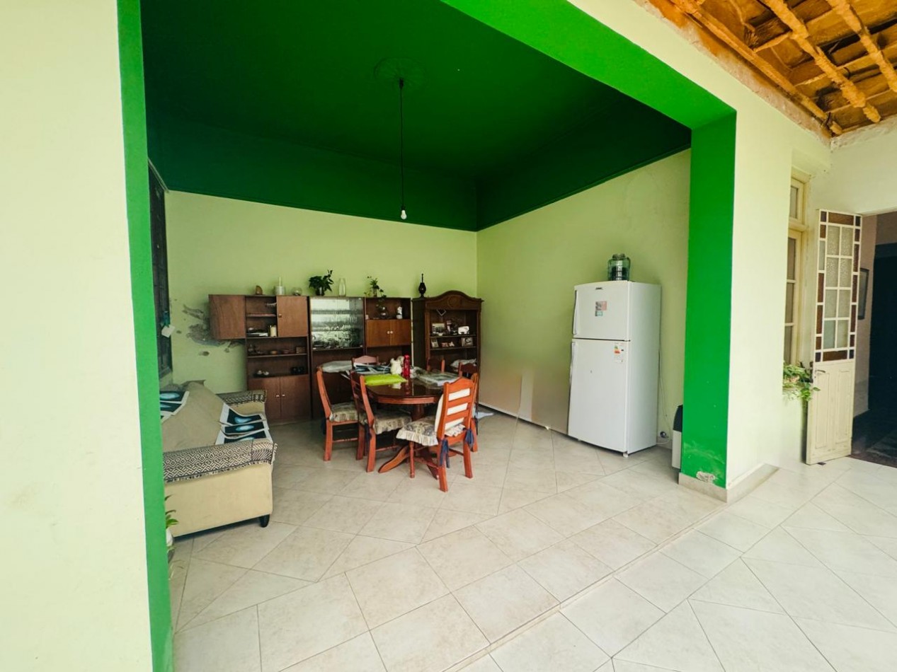 CASA DE ESTILO EN BARRIO CONSTITUYENTES - SANTA FE CAPITAL