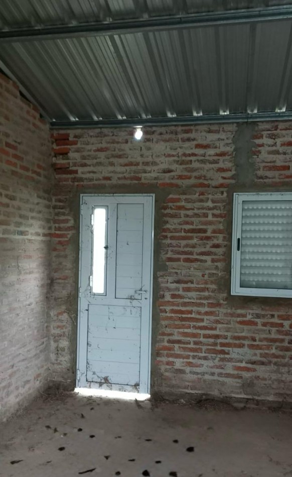 CASA EN COSNTRUCCION EN BARRIO LAS MERCEDES DE RECREO