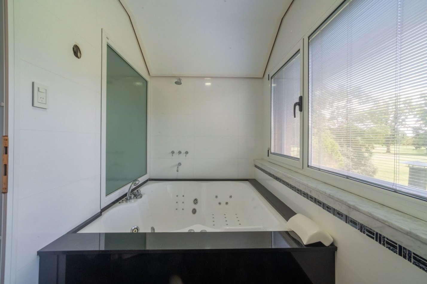 CASA DE CATEGORIA EN CLUB DE CAMPO EL PASO - Santo Tome - Santa Fe