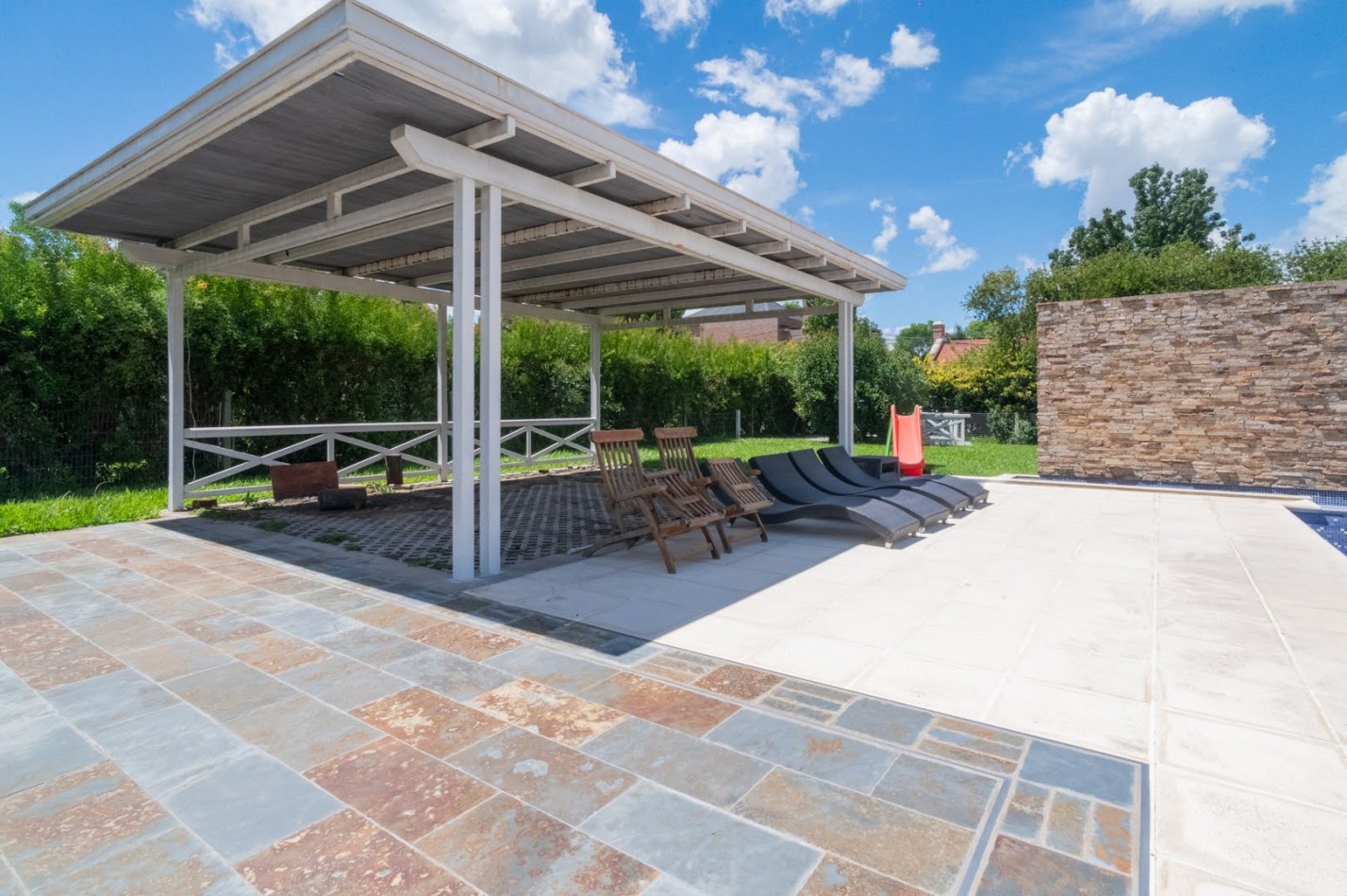 CASA DE CATEGORIA EN CLUB DE CAMPO EL PASO - Santo Tome - Santa Fe