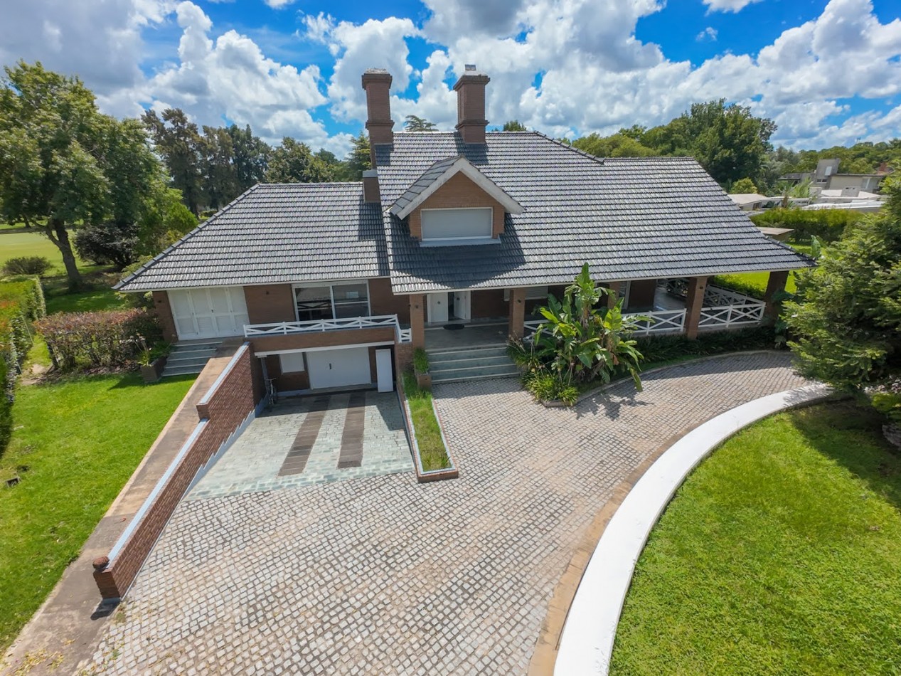 CASA DE CATEGORIA EN CLUB DE CAMPO EL PASO - Santo Tome - Santa Fe