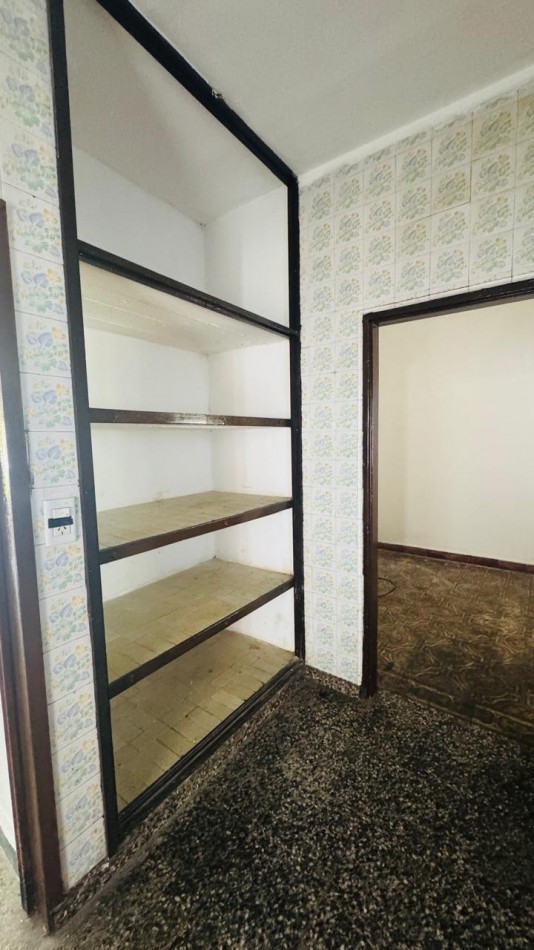CASA EN VENTA 3 DORMITORIOS CON COCHERA 