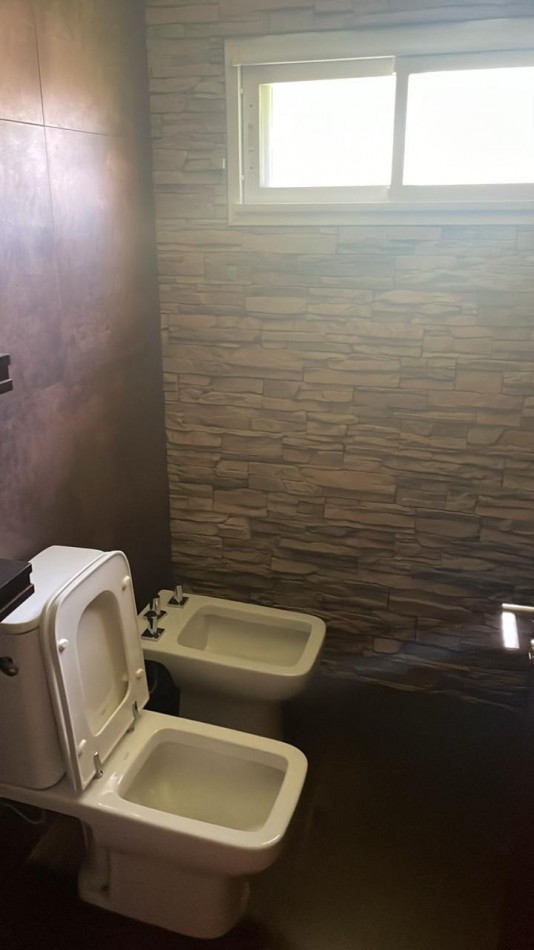 CASA EN ALQUILER EN COMLPLEJO EL PASO