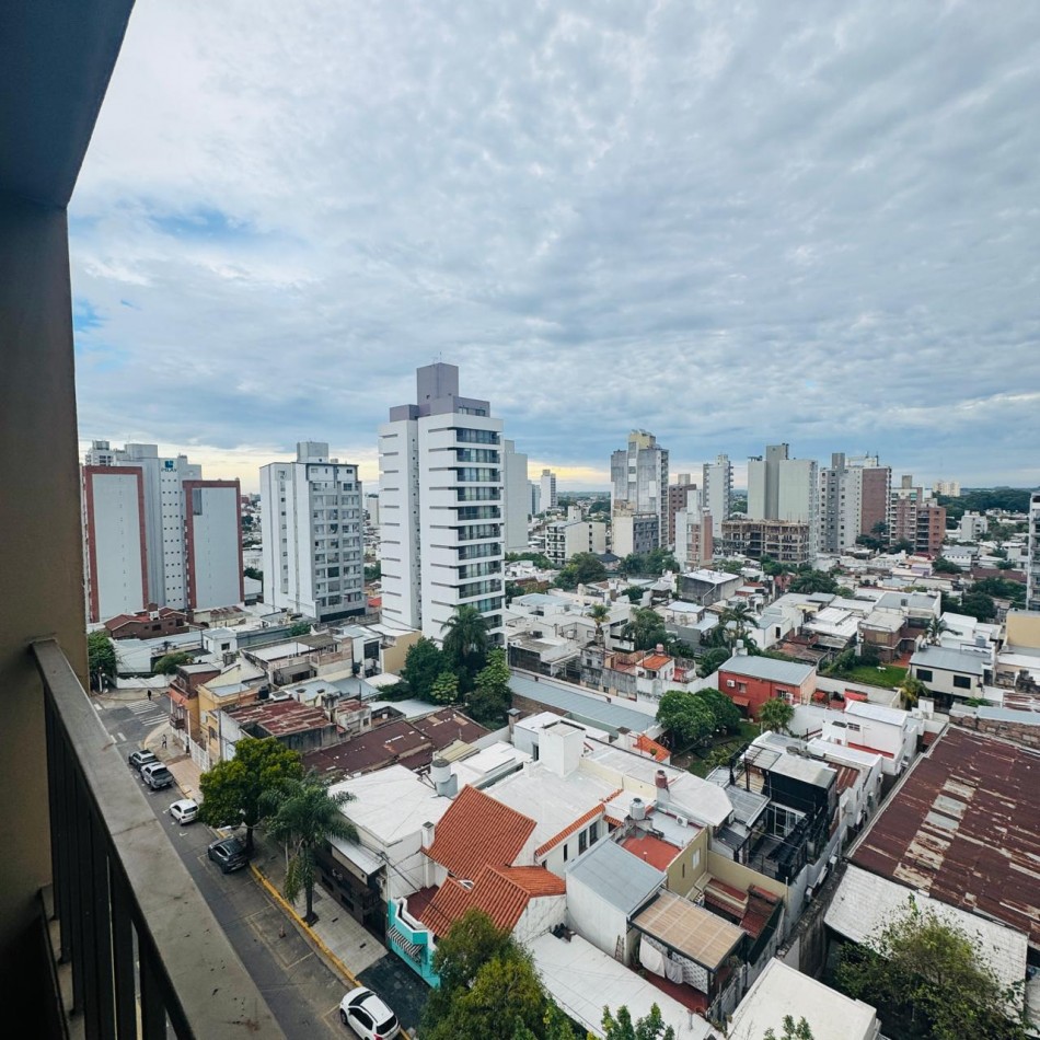 VENTA DEPARTAMENTO CON COCHERA EN ZONA CENTRO