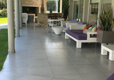 CASA EN ALQUILER EN COMLPLEJO EL PASO